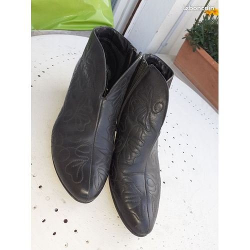 Paire De Bottine De Femme - 40