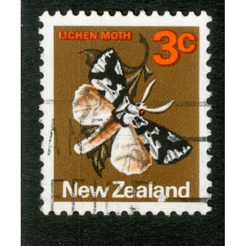 Timbre Oblitéré New Zealand, Lichen Moth, 3 C
