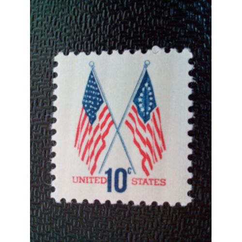 Timbre Etats Unis Yt 1009 Drapeaux 50 Étoiles Et 13 Étoiles 1973 ( 041212 )