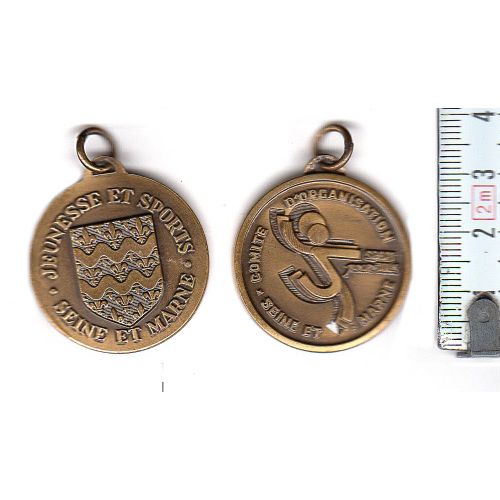3 Médailles Tennis + 1 Médaille Jeunesse Et Sport Seine Et Marne