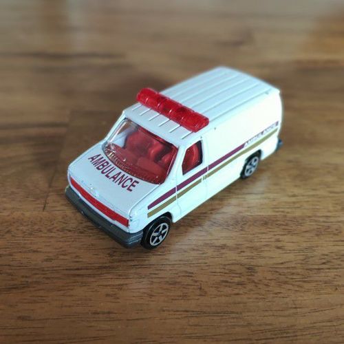 Ford Econoline Ambulance - 1:63 Ème-Majorette