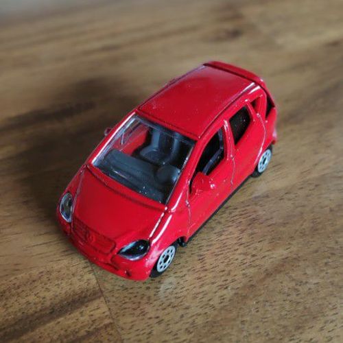 Mercedes Class A - 1:57 Ème Rouge-Majorette