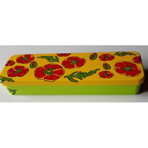 Boite Métallique Rectangulaire Pouvant Aussi Servir De Plumier - Jaune Et Verte Gaiement Décorée En Rouge - Couvercle Attaché - Mention Kambly Of Switzerland - 24x6.5x4cm