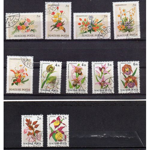 Hongrie- Lot De 11 Timbres Oblitérés- Fleurs- Plantes