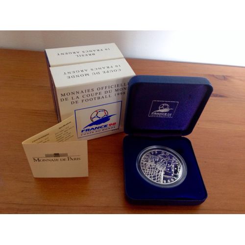 Numismatique: Lot De 3 Monnaies Françaises Officielle Coupe Du Monde Football 1998