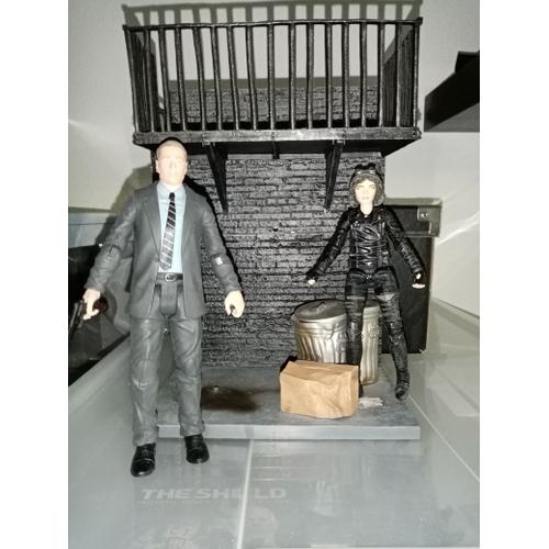 Diamond Select Toys Gotham Select Jim Gordon Action Figure