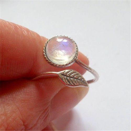Bague En Pierre De Lune Incrustée De Style Vintage Pour Femmes Et Filles, Anneau Tendance Ovale Ouvert, Cadeau De Fête D'anniversaire De Personnalité Féminine, Jz033