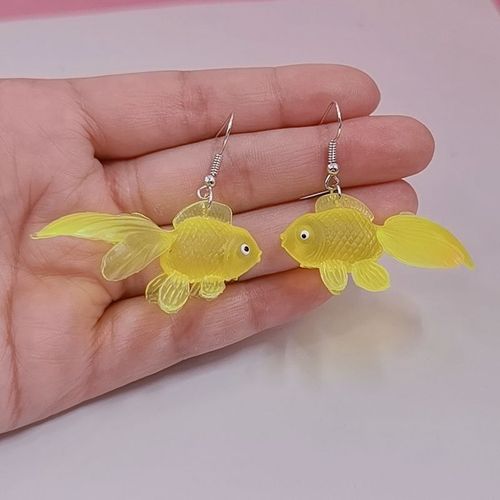 Boucles D'oreilles Poisson Rouge En Plastique Multicolore, Boucles D'oreilles Funky, Boucles D'oreilles Laura Ky, Boucles D'oreilles Fidget