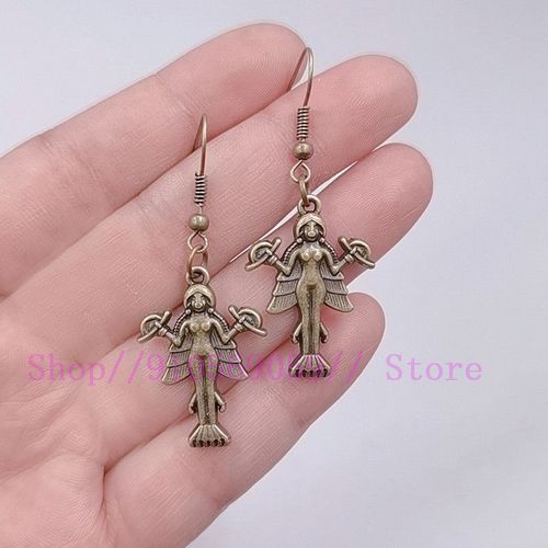 Boucles D'oreilles Ishtar Lilith Et Innana, Bijoux Sumwin, Démon Satanique Démoniaque, Mère Vampirique, Magasins Occultes Lilith, Chemin De La Main
