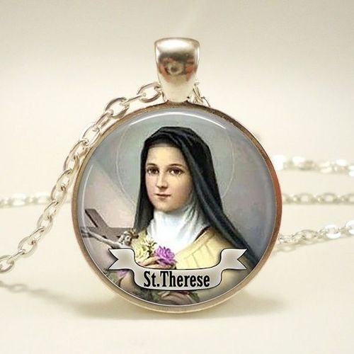 Pendentif Ste Thérese Et Sa Chaine Assortie