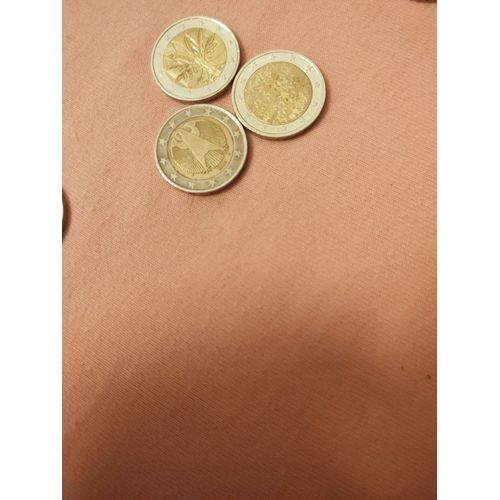 Pièces De 2€ Rare En Très Bonne État