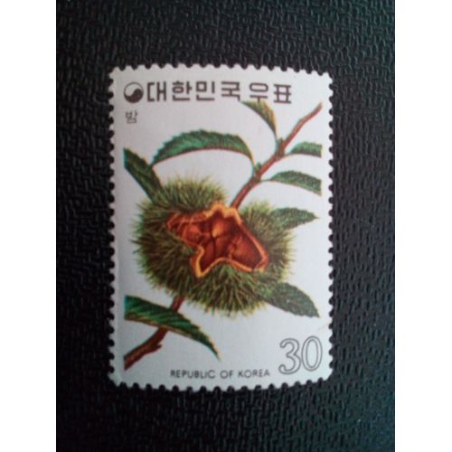 Timbre Coree Du Sud M I 952 Châtaignes 1974 ( 080104 )