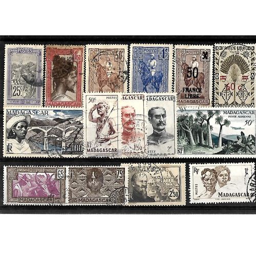 Madagascar - Lot De 15 Timbres Différents