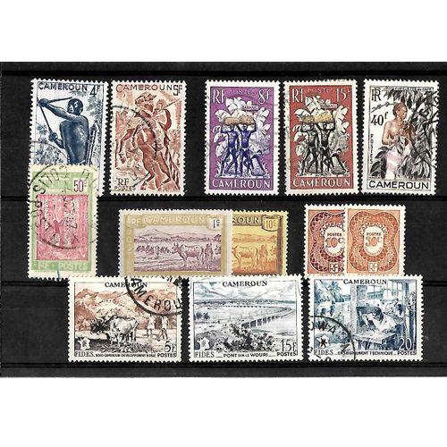 Cameroun - Lot De 13 Timbres Oblitérés - Très Bon Etat - Photo Contractuelle