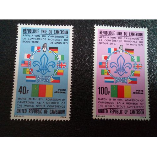 Timbre Cameroun Yt Pa 217 - 219 Emblème Et Drapeaux 1973 ( 010104 )