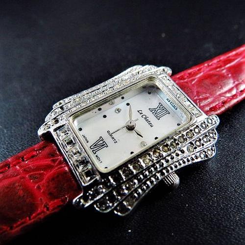 Le Chatau Swarovski Montre Dame Div0258