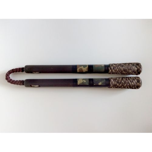 Nunchaku D'ornement Arts Martiaux Noeud D'okinawa