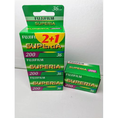 Pellicules FUJIFIM Superia 200 ISO 36 poses PERIMEES pour papier couleur