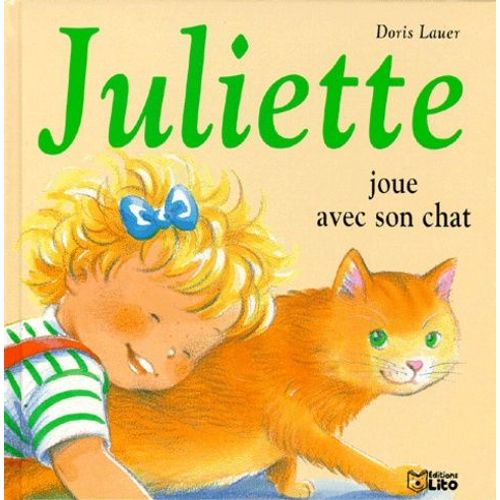 Juliette Joue Avec Son Chat