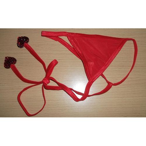 String Sexy Rouge Avec Coeurs Scintillants - Taille Unique