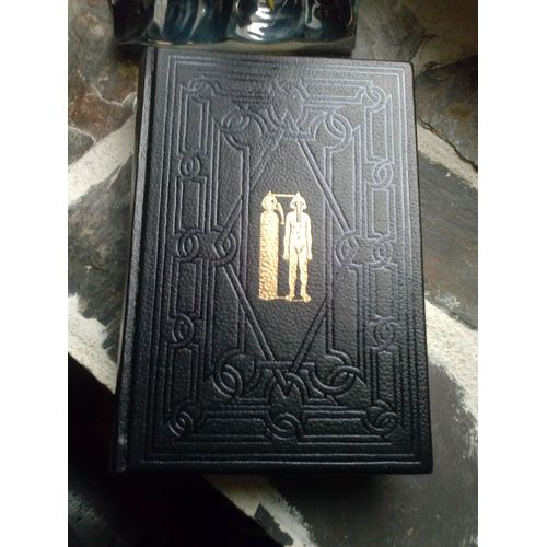 " Grand Traité D' Alchimie " Aux Éditions D'art Jean De Bonnot - 1999 - Reliure Plein Cuir - Sciences Humaines - Sciences Occultes - Alchimie - Texte Ancien