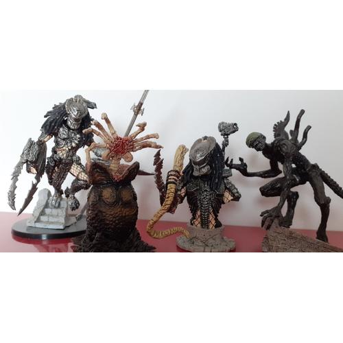 Alien Vs Prédator , Kotobukiya One Coin Figure Series , Lot De 4 Figurines