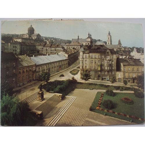 Pologne.. Polska Place Du Général Karola Swierczewskiego . 2 Timbres Polska Au Verso.