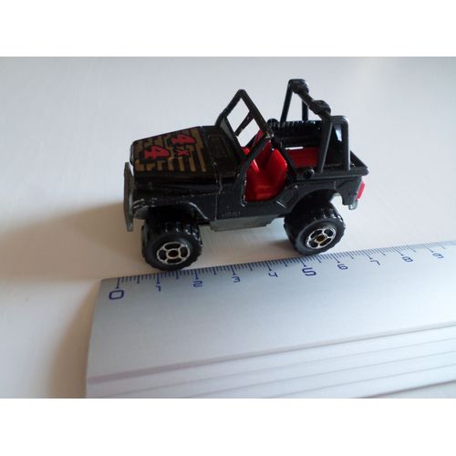 Jeep Cj Noir / Dore-Majorette