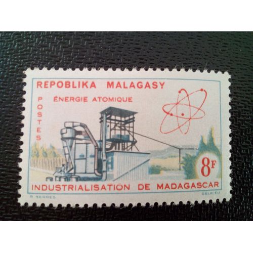 Timbre Madagascar Yt 373 Industrialisation De Madagascar. Réacteur Atomique 1962 ( 010204 )