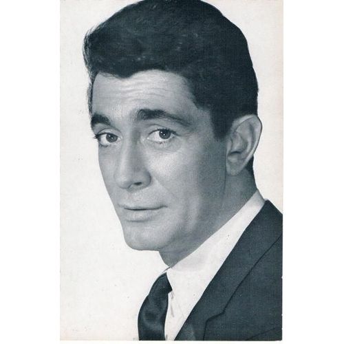Jean Claude Pascal 1965 (Photo N/B De Lucienne Chevert En Exclusivité Pour Pathé Marconi )