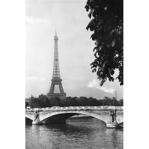 Cpa Noir Et Blanc - Dentelee - Xx Eme Siecle - Non Ecrite -Paris - 75 - Seine - La Tour Eiffel - Le Pont De L'alma - Carte Non Ecrite Des Editions Chantal - Photographie Veritable