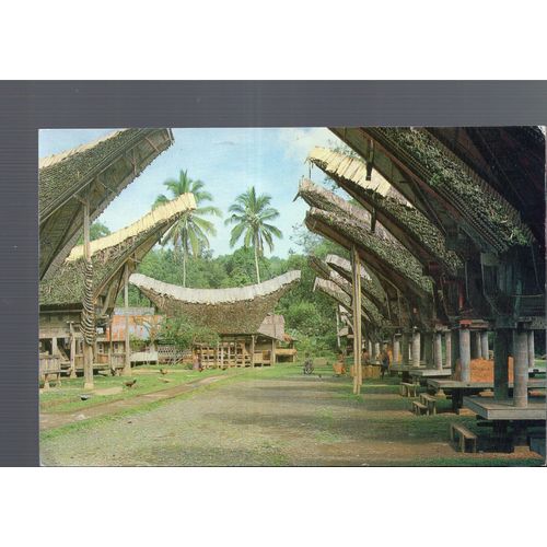Carte Postale De Tana Toraja (Indonésie) Village Traditionnel À Ke'te Kesu, Handycraft Centre