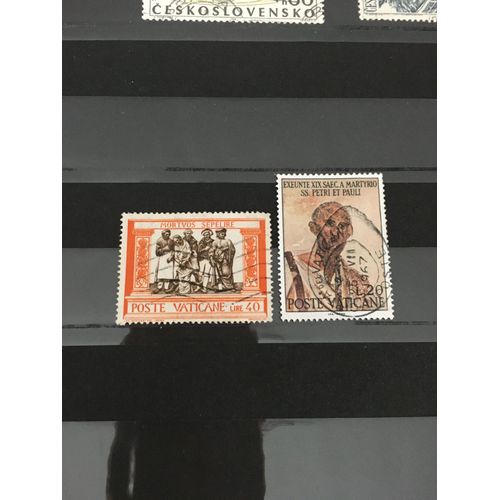 2 Timbres Poste Vaticane 1967