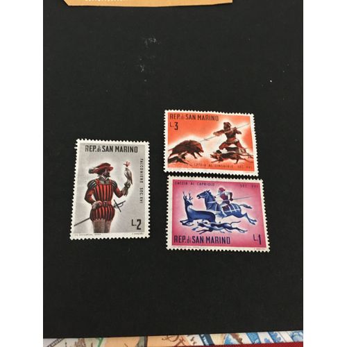 3 Timbres Anciens De Saint Marin Sur Le 16 Eme Siecle