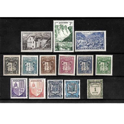 Andorre-Lot De 14 Timbres Neufs Avec Traces De Charnières