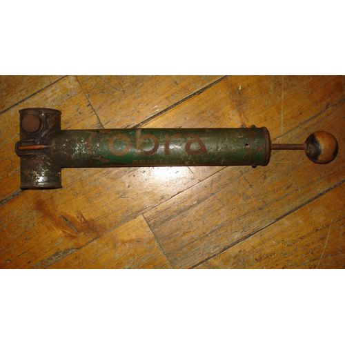Ancien Pulverisateur Tole Cobra,Ca 1940.