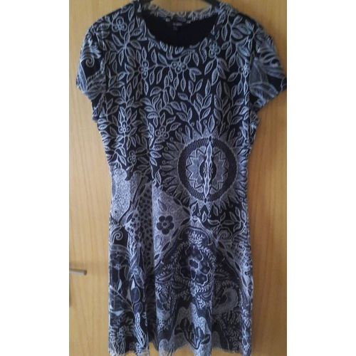 Magnifique Robe Desigual Noir Et Blanc Tl