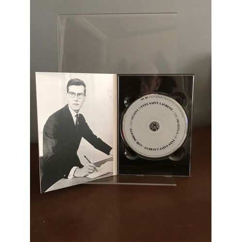 Les Dessins D’Yves Saint  Laurent Un Documentaire De Loïc Prigent