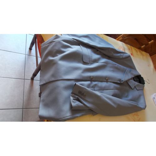 1 Costume Homme Bleu Clair Neuf Mais A Nettoyer