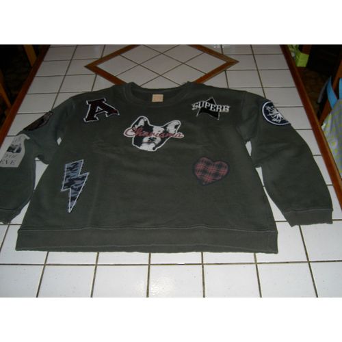 Pull Manches Longues Col Rond Motif Charisma Bulldog Français Vert Foncé Avec Pièces Lettre A Etoile Superb Coeur Rouge Et Éclair Taille 16 Ans