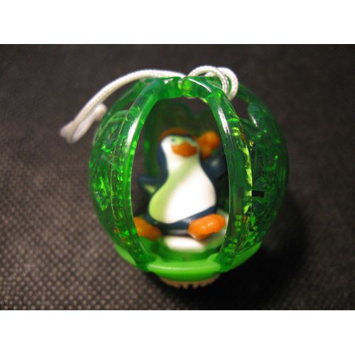 Kinder "Boule De Noël - Pingouin" 2019