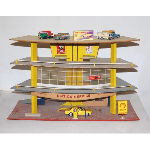 Garage Esso 1960 + Voitures Matchbox Majorette