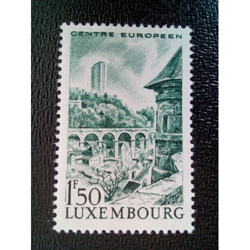 Timbre Luxembourg Yt 688 Instituts Européens 1966 ( 30304 )