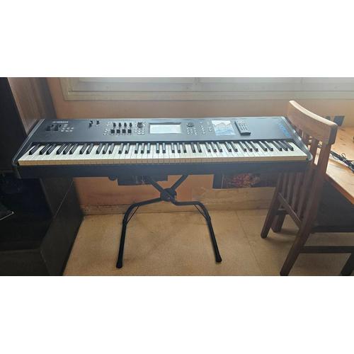 Synthétiseur Yamaha