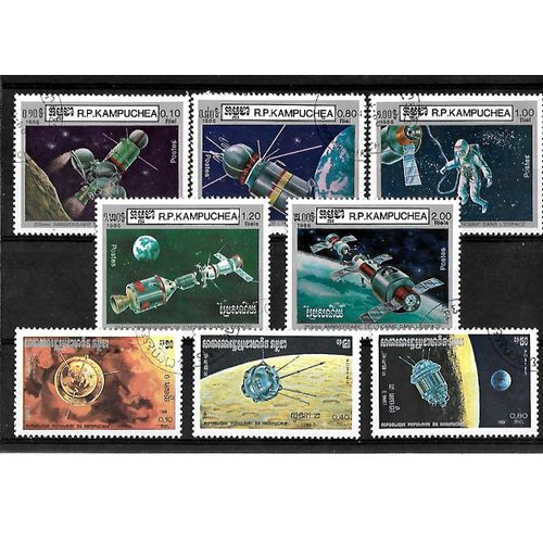 Kampuchea-Espace-Lot De 8 Timbres Oblitérés-Très Bon Etat