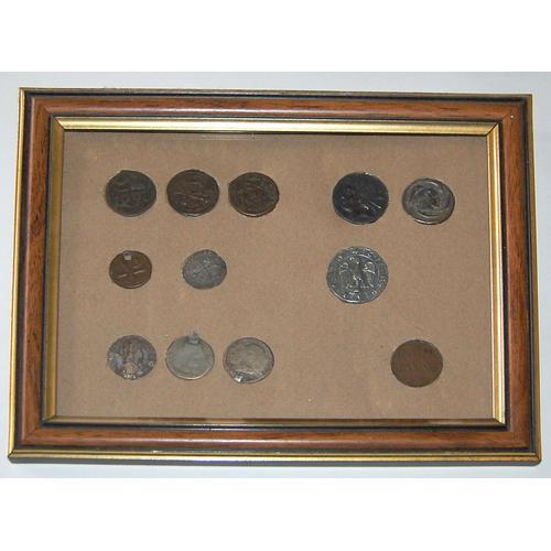Lot Pieces Antiquite Monnaie Israel Maroc Templier Sous Verre 50