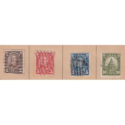 8 Timbres Canadiens Cent . Canada Postage Stamp