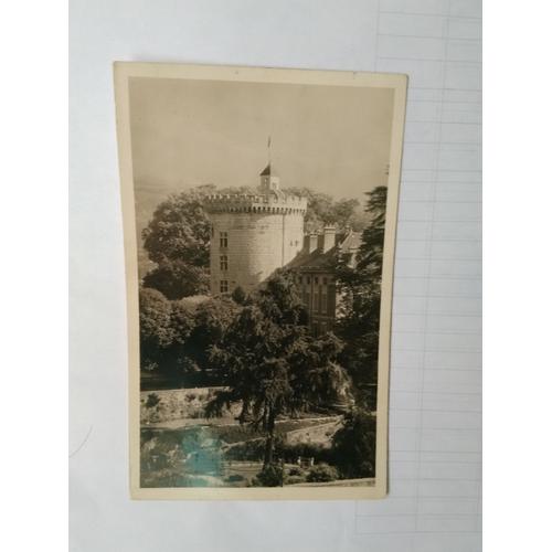 Chambéry La Tour Ronde Et Le Jardin D'histoire Naturelle