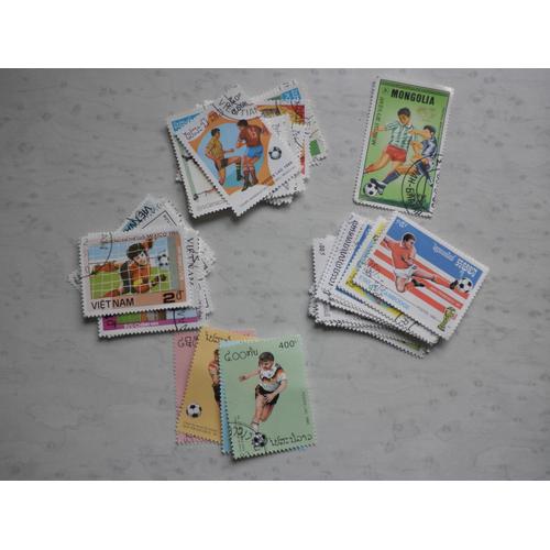 Lot De 52 Timbres D'asie" Le Football"