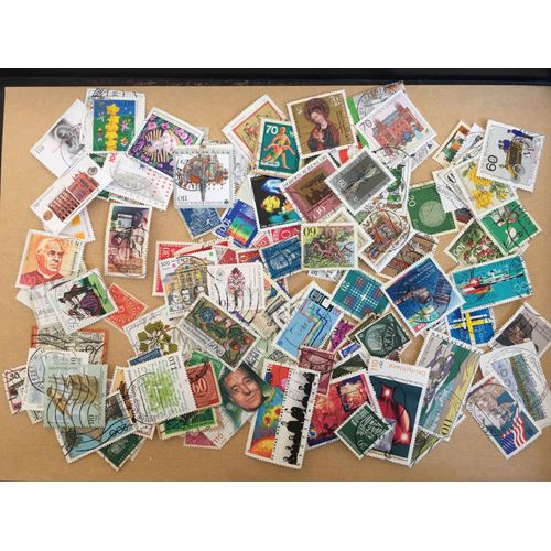 Allemagne - Lot 260 Timbres Différents - Rl 120